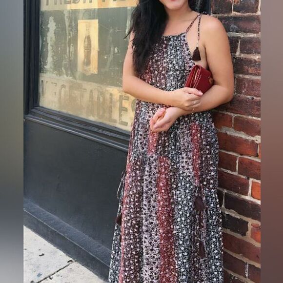 Anthropologie Shirred A-Line Tiered Dress In Wine Size Small NWT - Picture 5 of 11